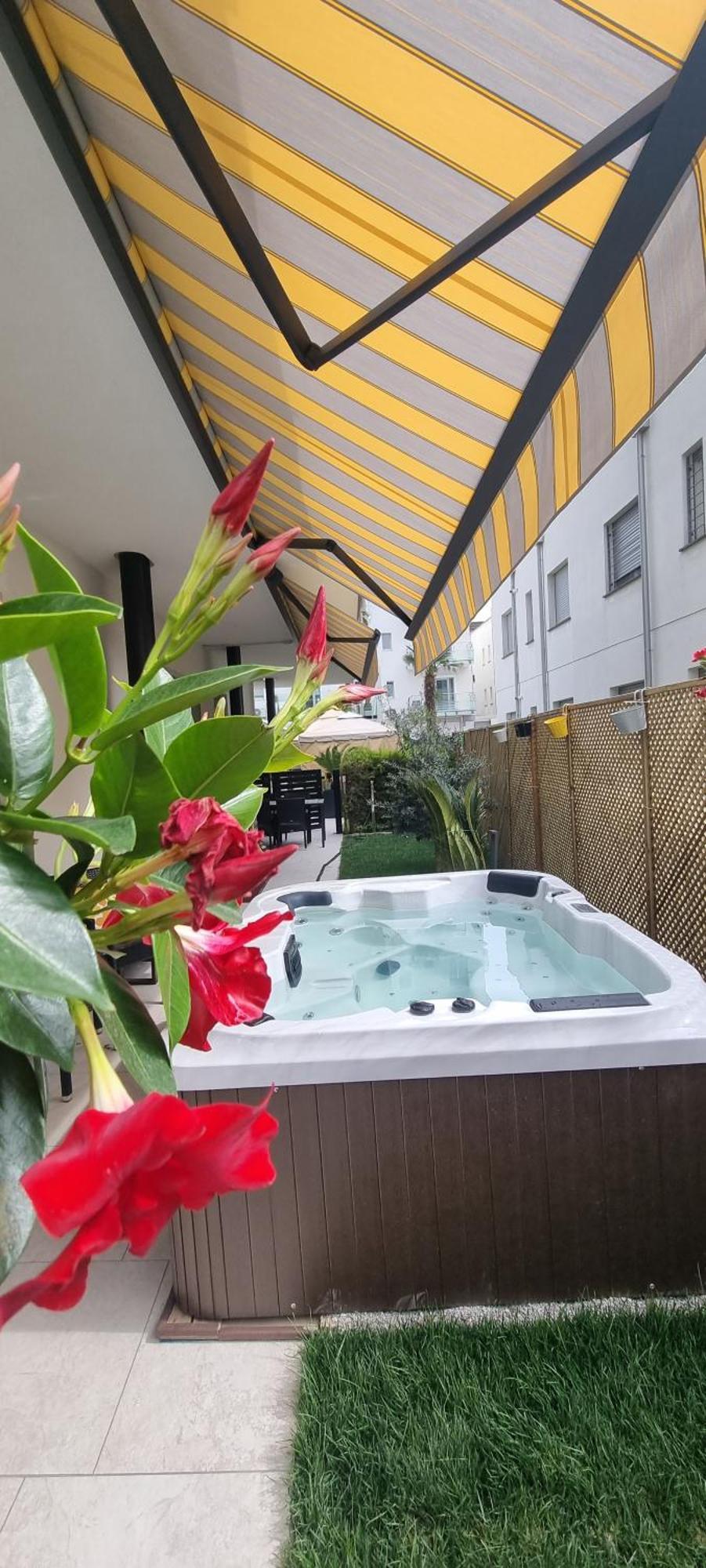 Hotel Rossini 4S 리그나노 사비아도로 외부 사진